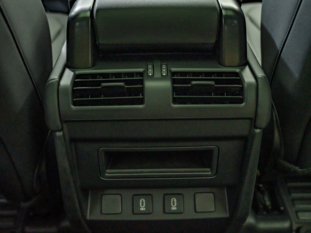 New 2026 Land Rover Defender 110 S AWD/4WD image 38