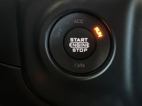 Used 2022 Jeep Wrangler Unlimited Sport S image 22