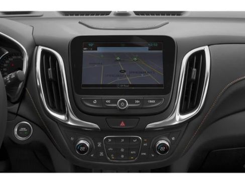 Used 2018 Chevrolet Equinox Premier image 17