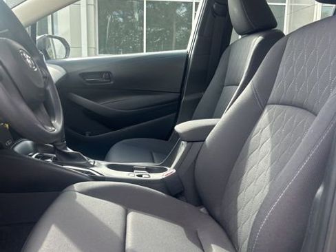 Used 2024 Toyota Corolla LE image 6
