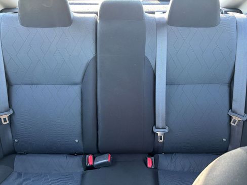 Used 2025 Nissan Versa SV image 36