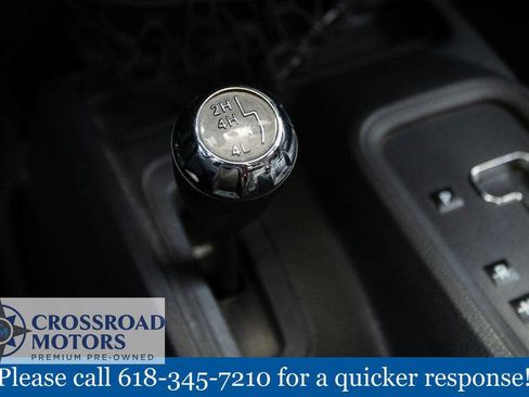 Used 2014 Jeep Wrangler Unlimited Sahara w/ Connectivity Group AWD/4WD image 37