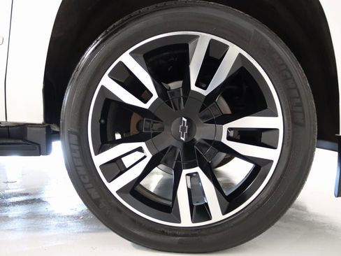 Used 2018 Chevrolet Tahoe Premier image 79
