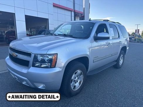 Used 2014 Chevrolet Tahoe LT w/ Luxury Package AWD/4WD image 1