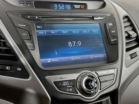 Used 2016 Hyundai Elantra Sport w/ Option Group 03 image 21