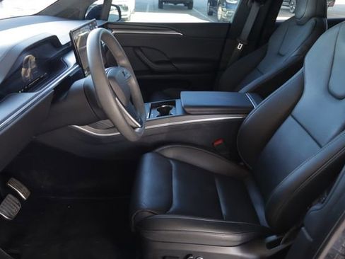 Used 2023 Tesla Model X Plaid image 8