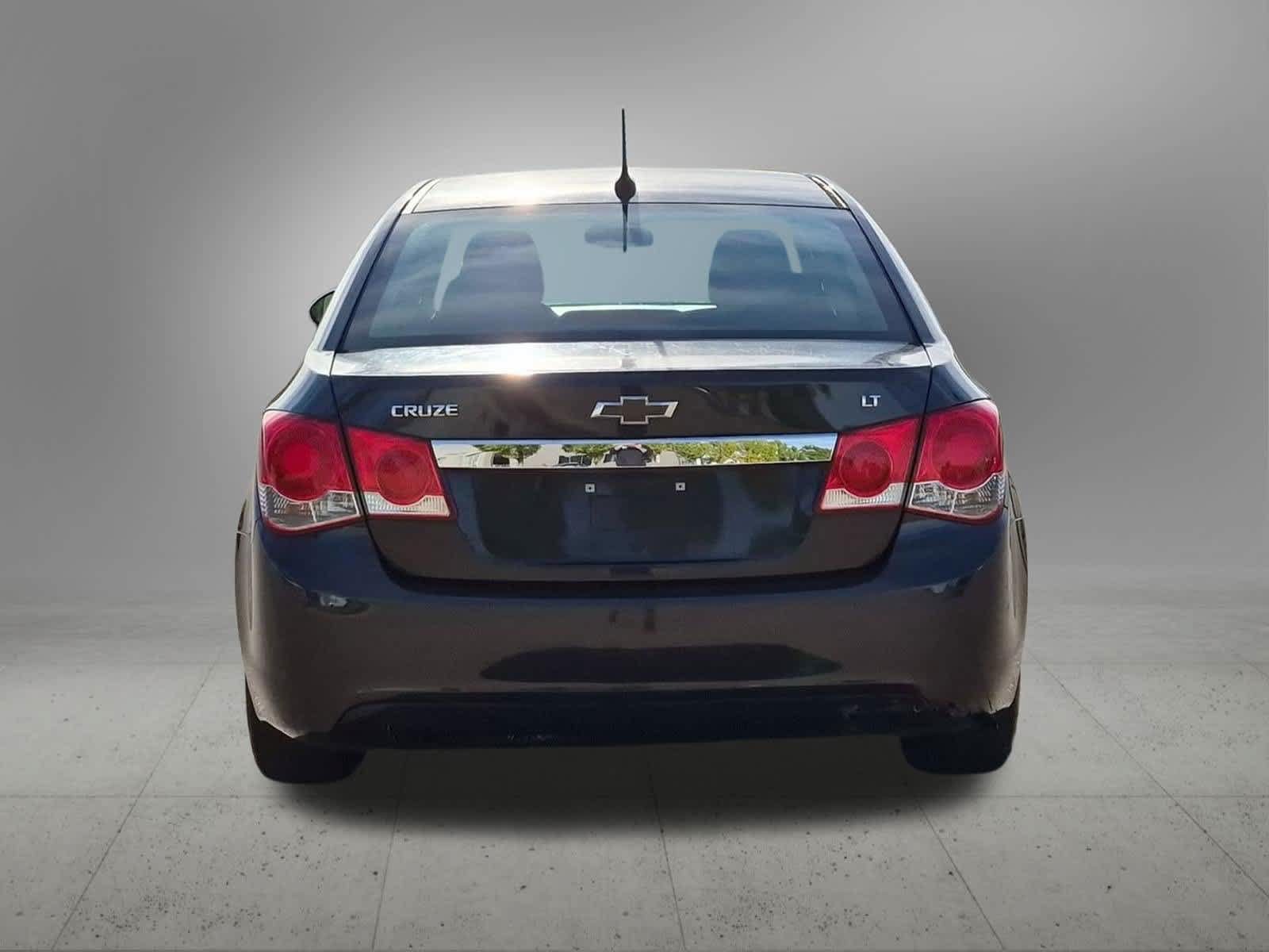 Used 2014 Chevrolet Cruze LT FWD image 5