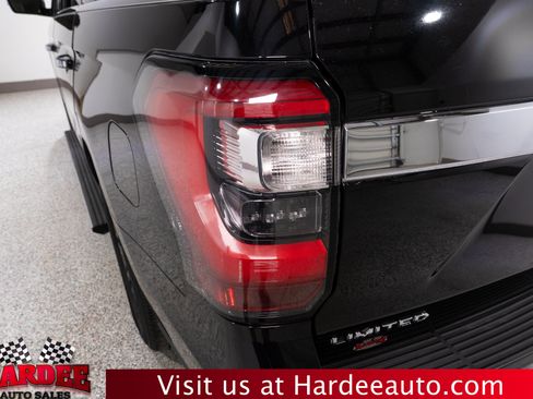 Used 2019 Ford Expedition Limited RWD image 9