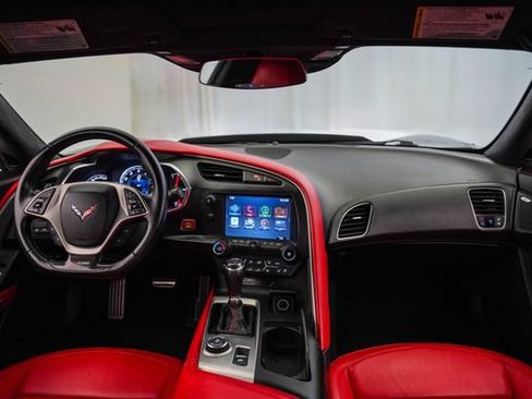 Used 2015 Chevrolet Corvette Z06 w/ 3LZ Preferred Equipment Group RWD image 12
