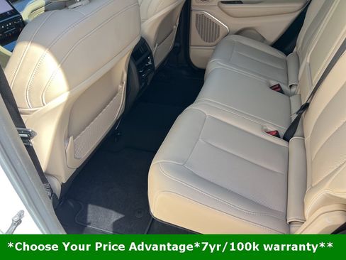 Used 2024 Jeep Grand Cherokee Limited 4xe w/ Luxury Tech Group II image 38