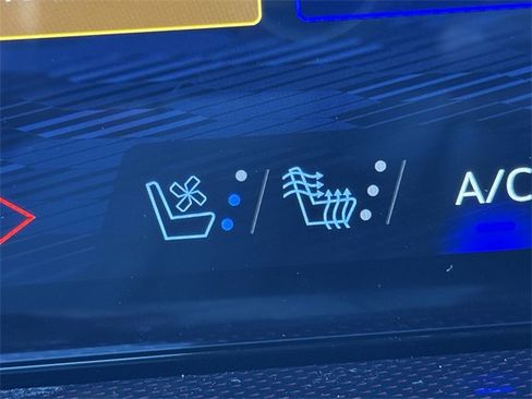 New 2026 Chevrolet Traverse RS image 20