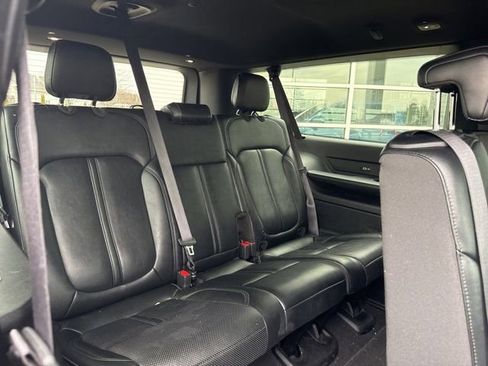 Used 2024 Jeep Wagoneer L Series II w/ Flexible Seating Group image 37