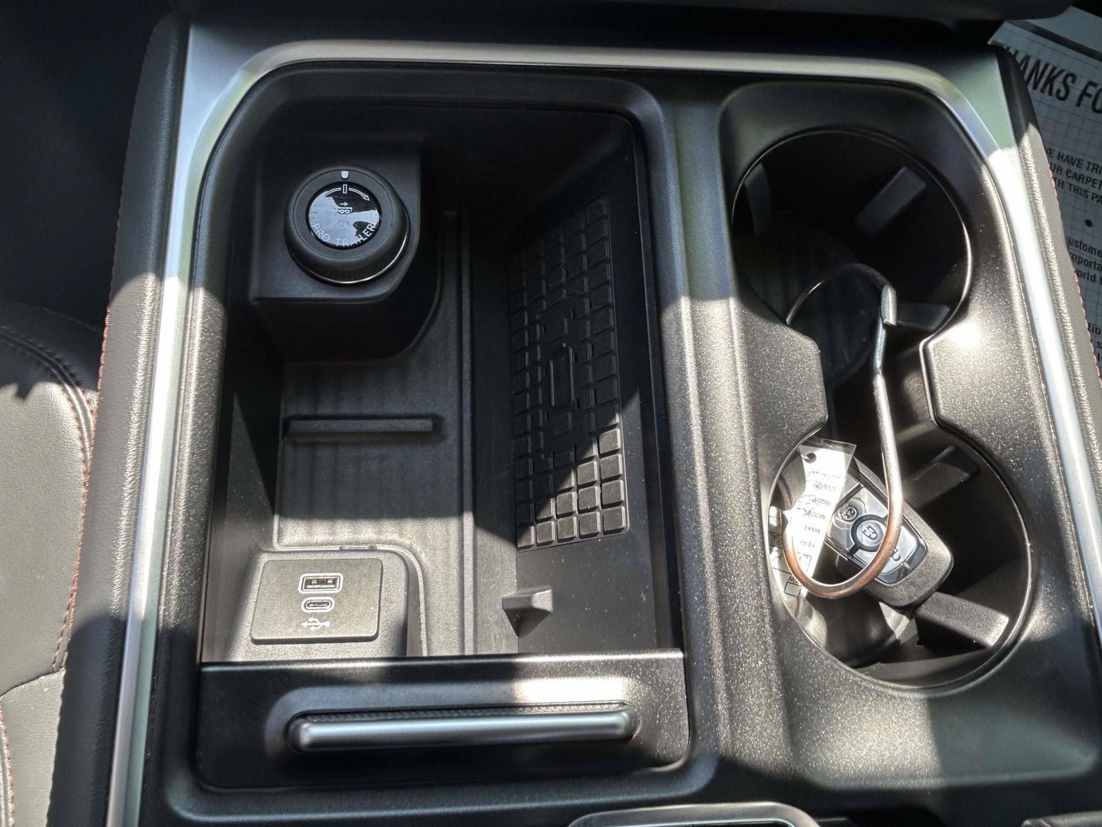 Used 2025 Ford Expedition Active RWD image 30