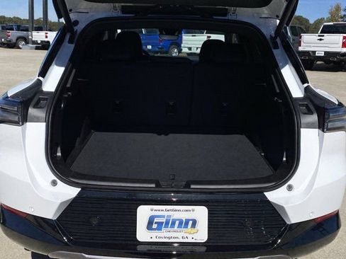 New 2026 Chevrolet Equinox EV LT w/ Convenience Package II image 23