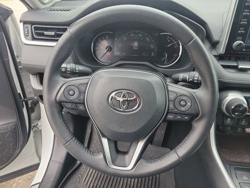 Certified 2021 Toyota RAV4 Limited image 24