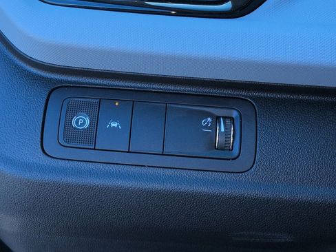 New 2027 Chevrolet Bolt LT FWD image 17