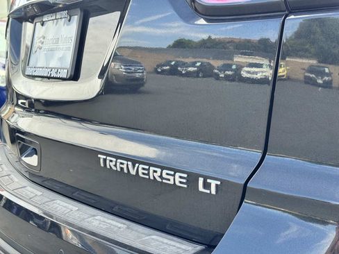 Used 2015 Chevrolet Traverse LT w/ Traveler's Package AWD/4WD image 16