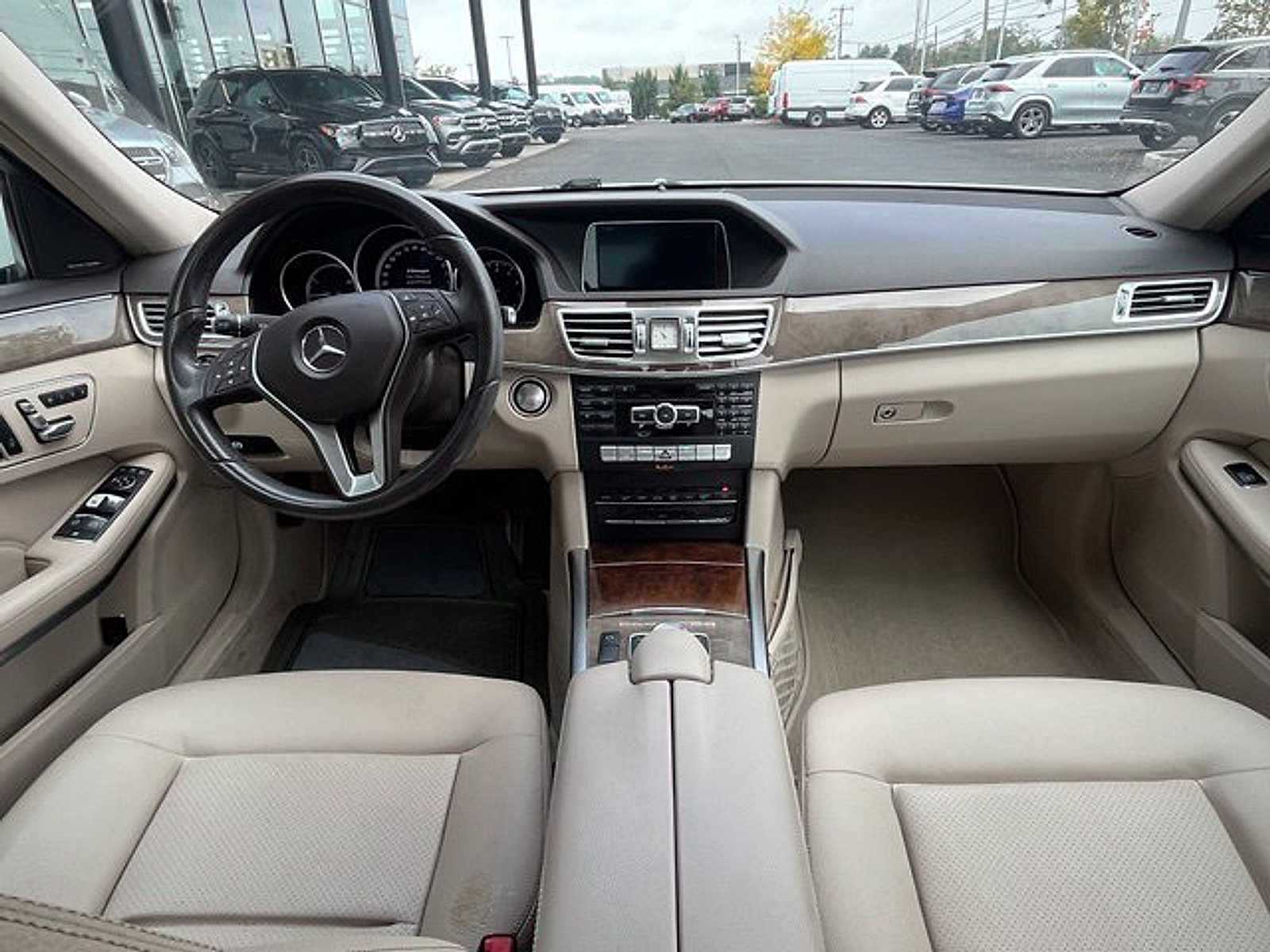 Used 2015 Mercedes-Benz E 350 4MATIC Sedan image 13