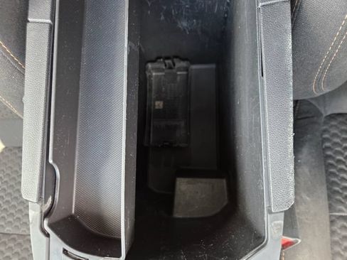 Used 2019 GMC Terrain SLE FWD image 27