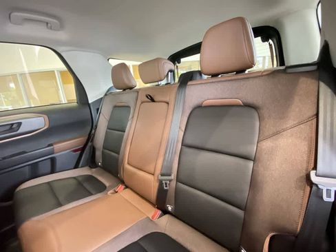 Used 2025 Ford Bronco Sport Outer Banks w/ Outer Banks Tech Package+ AWD/4WD image 26