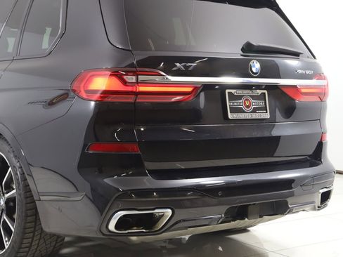 Used 2019 BMW X7 xDrive50i w/ M Sport Package AWD/4WD image 26