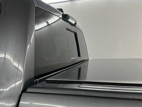 Used 2022 RAM 1500 Limited AWD/4WD image 24