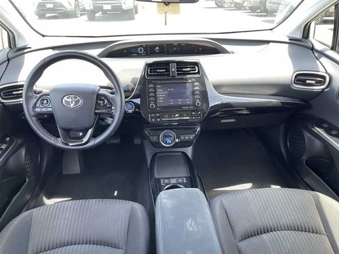Used 2020 Toyota Prius Prime LE FWD image 16