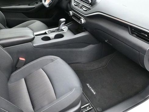 Used 2021 Nissan Altima 2.5 S image 10