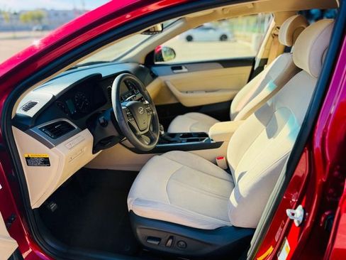 Used 2015 Hyundai Sonata SE w/ Option Group 09 image 14