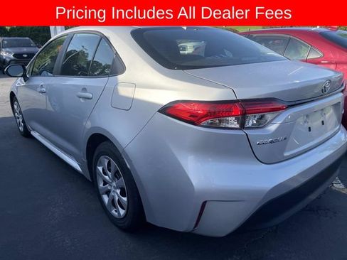 Used 2024 Toyota Corolla LE FWD image 4