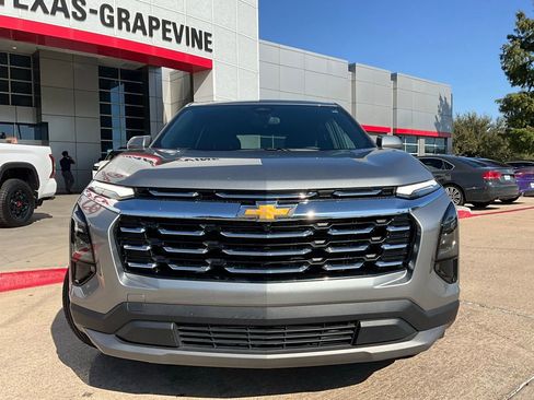 Used 2025 Chevrolet Equinox LT image 4