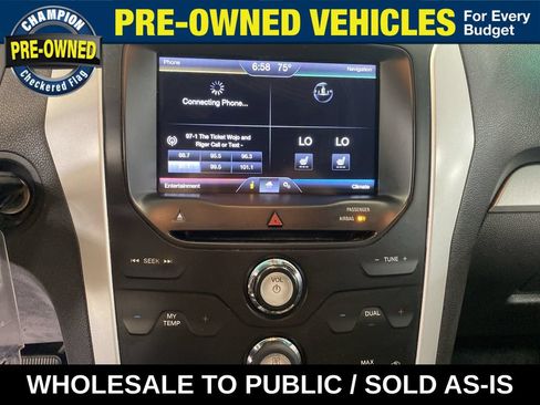 Used 2014 Ford Explorer XLT w/ Equipment Group 202A AWD/4WD image 13