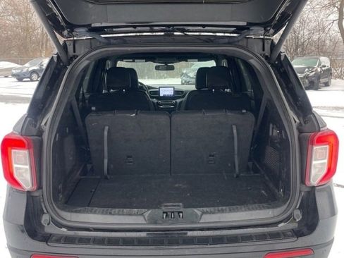 Used 2023 Ford Explorer ST-Line image 17