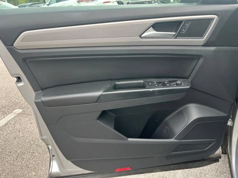 Used 2018 Volkswagen Atlas SE FWD image 11