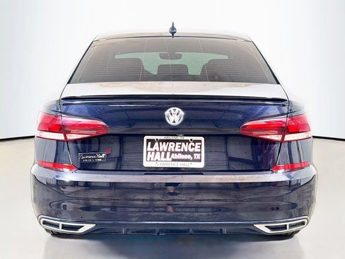Used 2020 Volkswagen Passat 2.0T R-Line FWD image 5