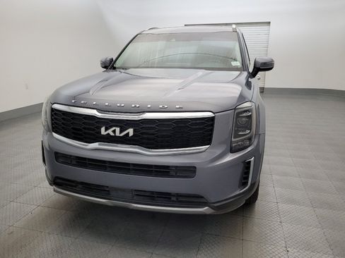 Used 2022 Kia Telluride S FWD image 15