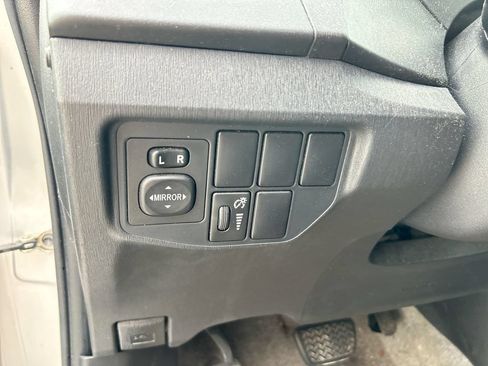 Used 2014 Toyota Prius Two FWD image 13