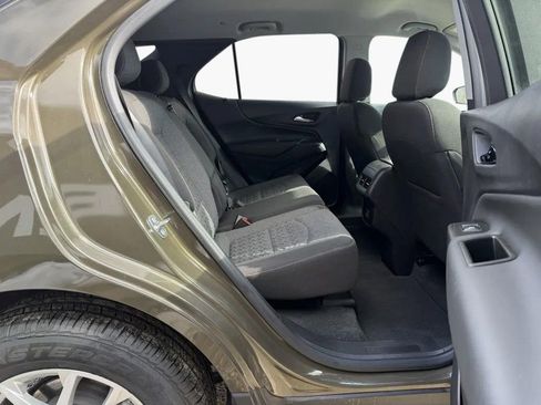 Used 2024 Chevrolet Equinox LT image 31