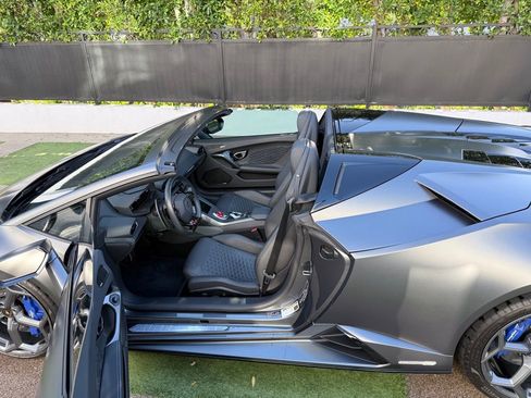 Used 2023 Lamborghini Huracan EVO RWD image 51