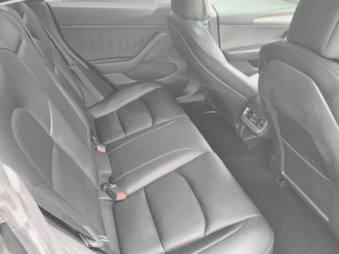 Used 2021 Tesla Model 3 Standard Range Plus RWD image 18