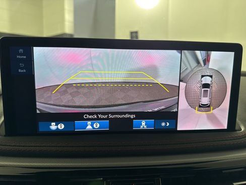 Used 2025 Acura MDX A-Spec image 29