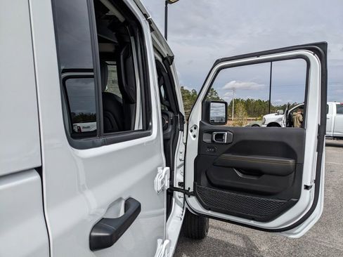 New 2026 Jeep Gladiator Sport image 55