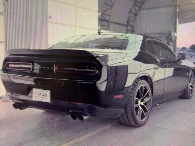 Used 2015 Dodge Challenger R/T Scat Pack w/ Leather Interior Group RWD image 6