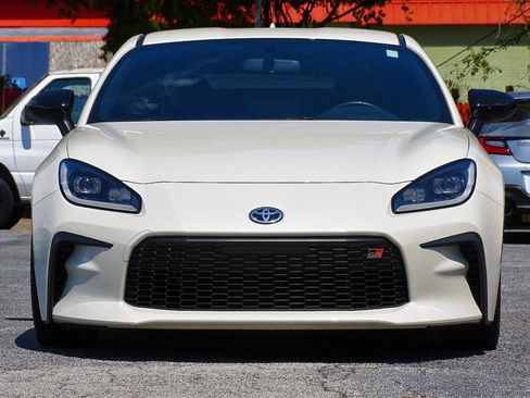 Used 2025 Toyota GR86 Premium w/ Performance Package RWD image 9