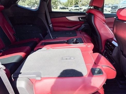 Used 2022 Acura MDX A-Spec image 17