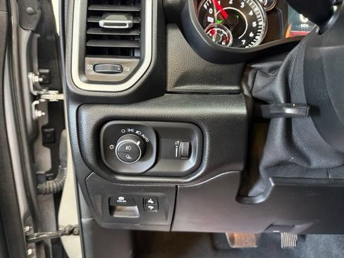 Used 2021 RAM 1500 Big Horn AWD/4WD image 19