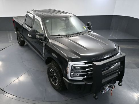 Used 2025 Ford F350 Lariat w/ Tremor Off-Road Package AWD/4WD image 56