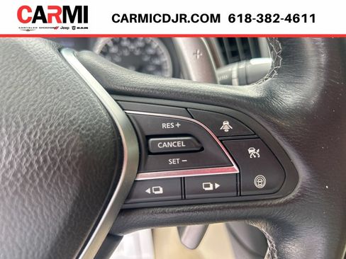 Used 2018 INFINITI Q50 Luxe w/ Sensory Package (Luxe) AWD/4WD image 19