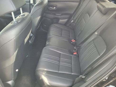 New 2026 Honda HR-V EX-L image 9