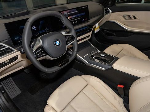 Used 2026 BMW 330i xDrive Sedan w/ Premium Package AWD/4WD image 15